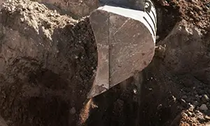 Escavação de Piscina